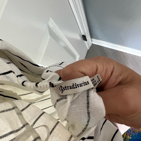 Stradivarius Women Wide Leg Halter Neck Jumpsuit Striped Size- Small - Picture 8 of 8